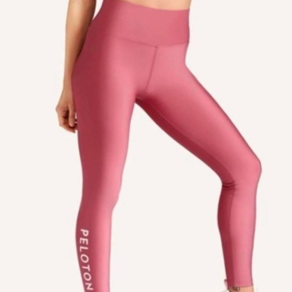 Full length pink peloton leggings - Picture 7 of 7